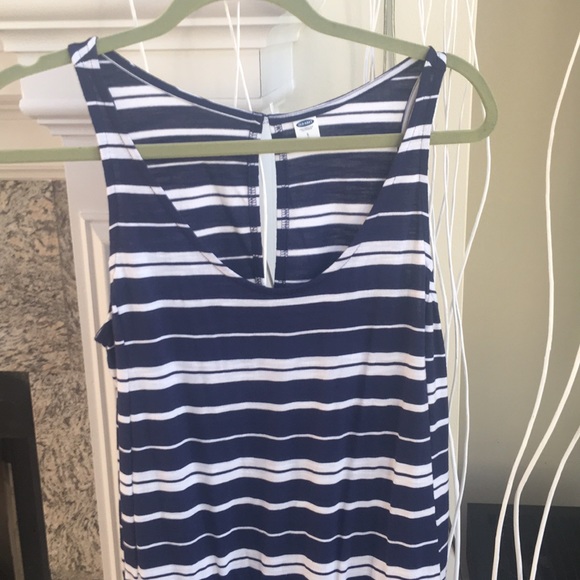 Old Navy Women’s jumpsuit - Picture 3 of 7